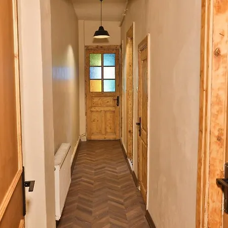 Ali Findik Lägenhet